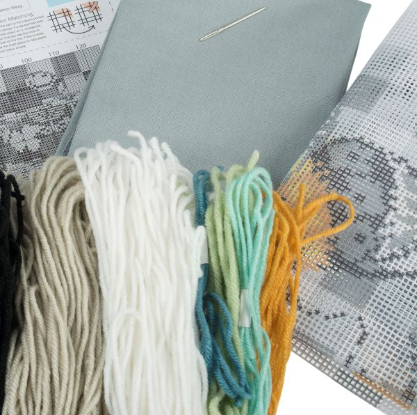 Bees Tapestry Kit Cushion (with cushion back)