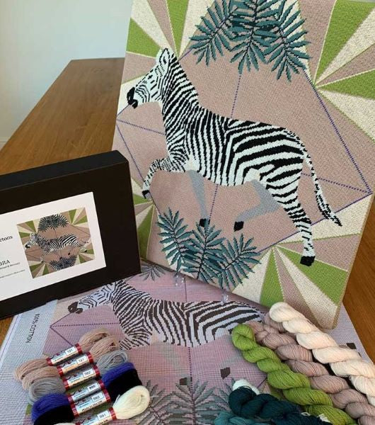 Zebra Tapestry Kit, Classic Wild Things - Appletons (12 holes per inch)