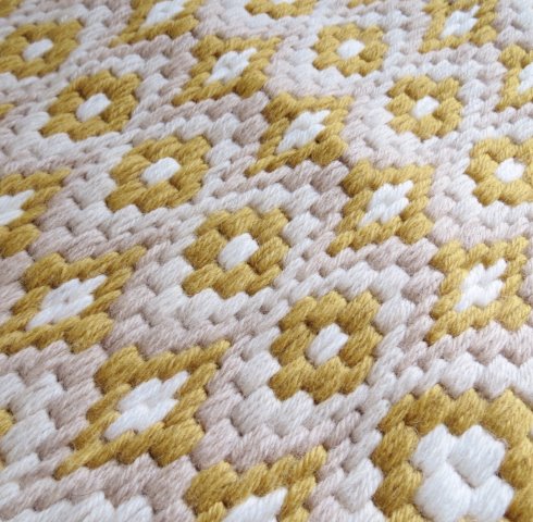 Bargello Gold Tapestry Kit, CHARTED - Designer's Needle