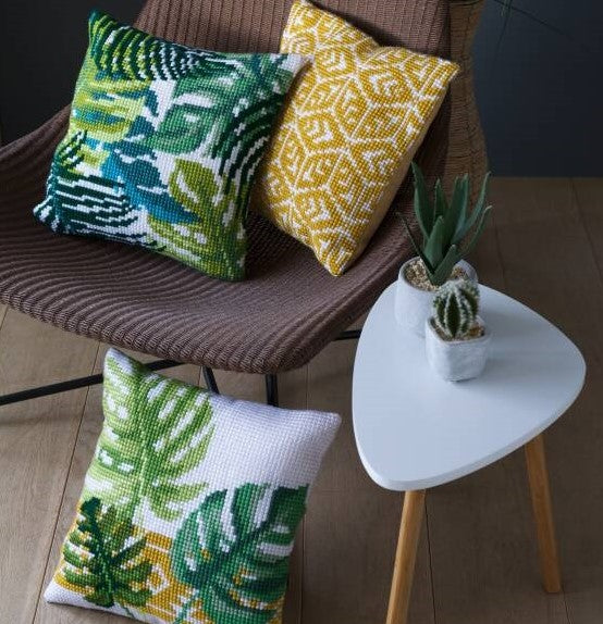 Geometric Gold CROSS STITCH TAPESTRY Kit, Vervaco PN-0166924