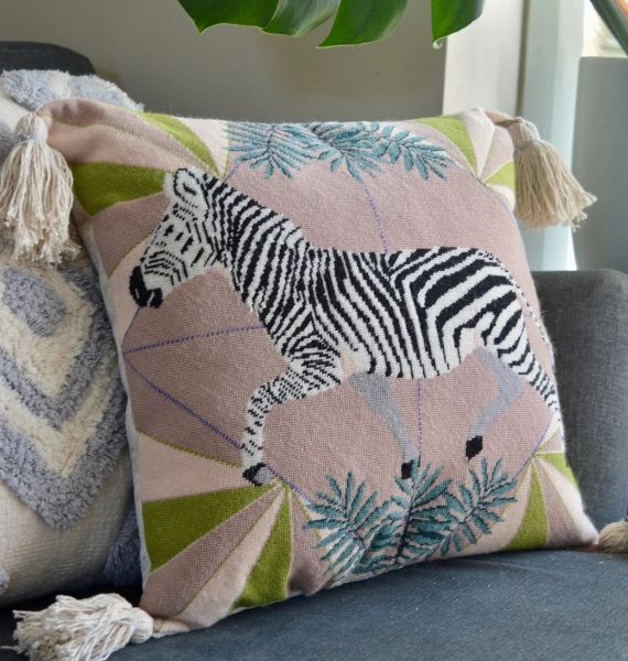 Zebra Tapestry Kit, Classic Wild Things - Appletons (12 holes per inch)