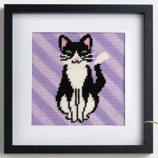 Black and White Cat Tapestry Kit - Anchor