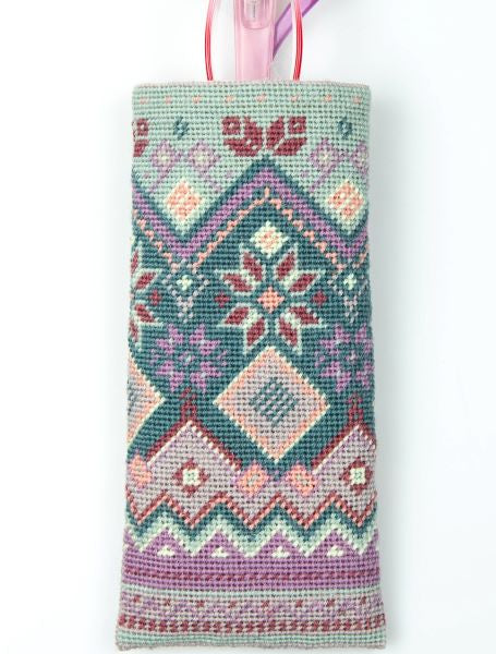 Fair Isle Glasses Case Tapestry Kit - Appletons