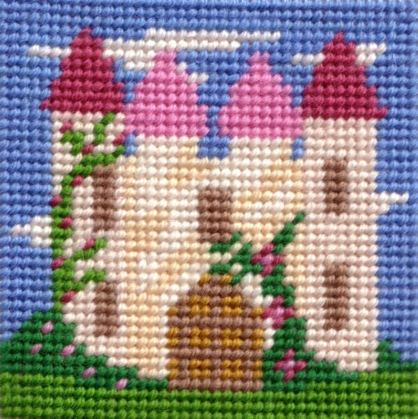 Queen's Castle Tapestry Kit - Sew Inspiring